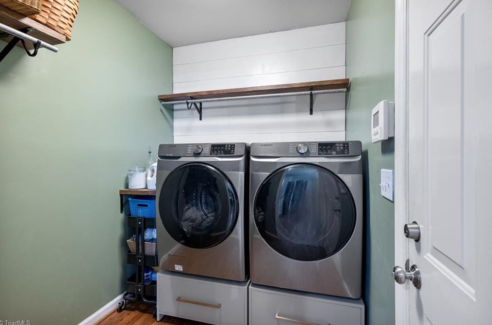 4505 Brandt Ridge Dr, Greensboro NC  27410-8446 exterior