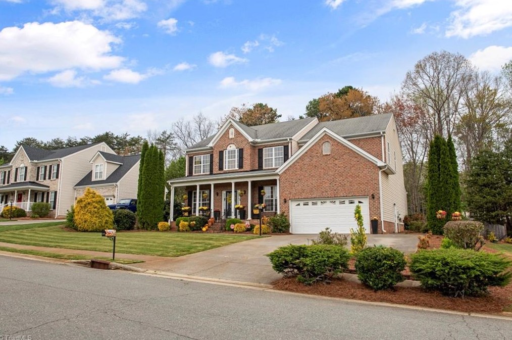 200 Oakmont Ct, King, NC 27021