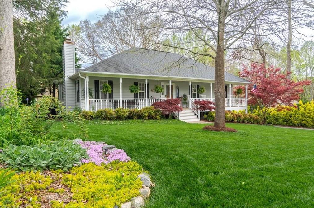 197 Jefferson Rd, Lexington, NC 27295-6410