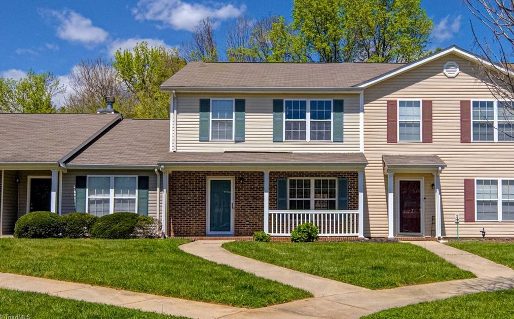 802 Remount Ct #30, Greensboro, NC 27409