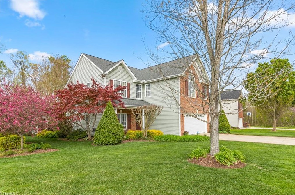 415 Fernway Dr, Burlington, NC 27217