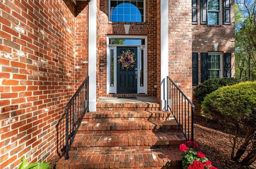 3000 Timberlyne Ct, Mebane, NC 27302