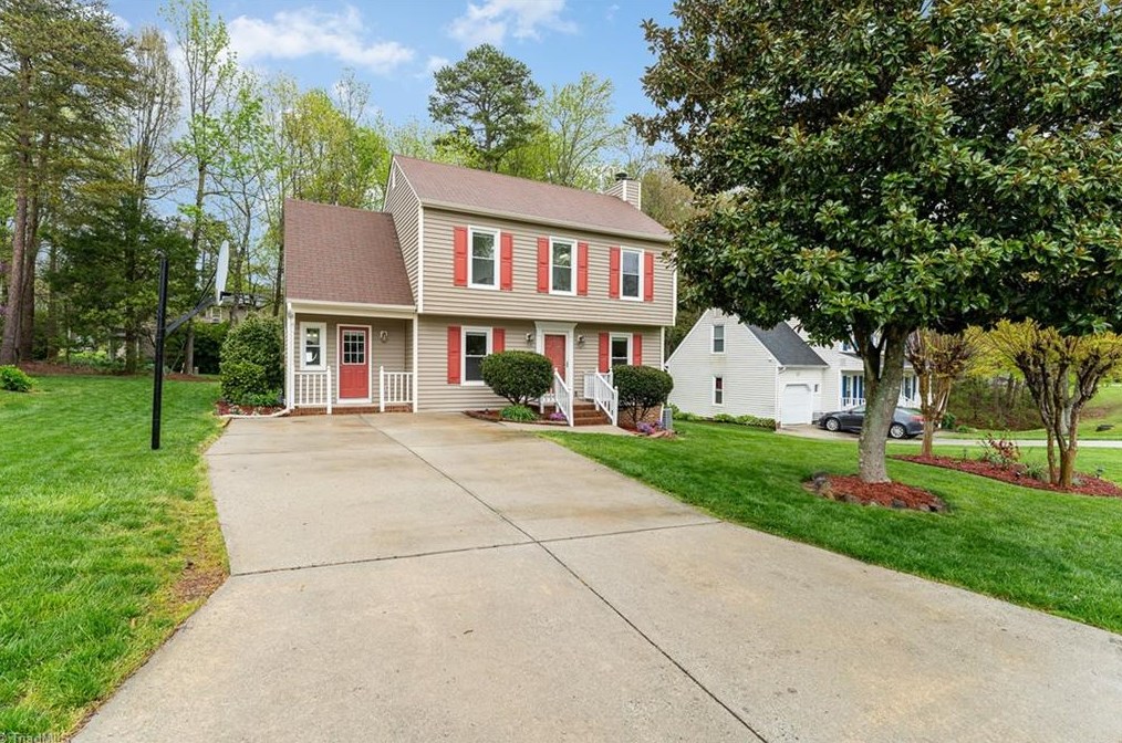 4992 Heritage Woods Dr, Greensboro, NC 27407