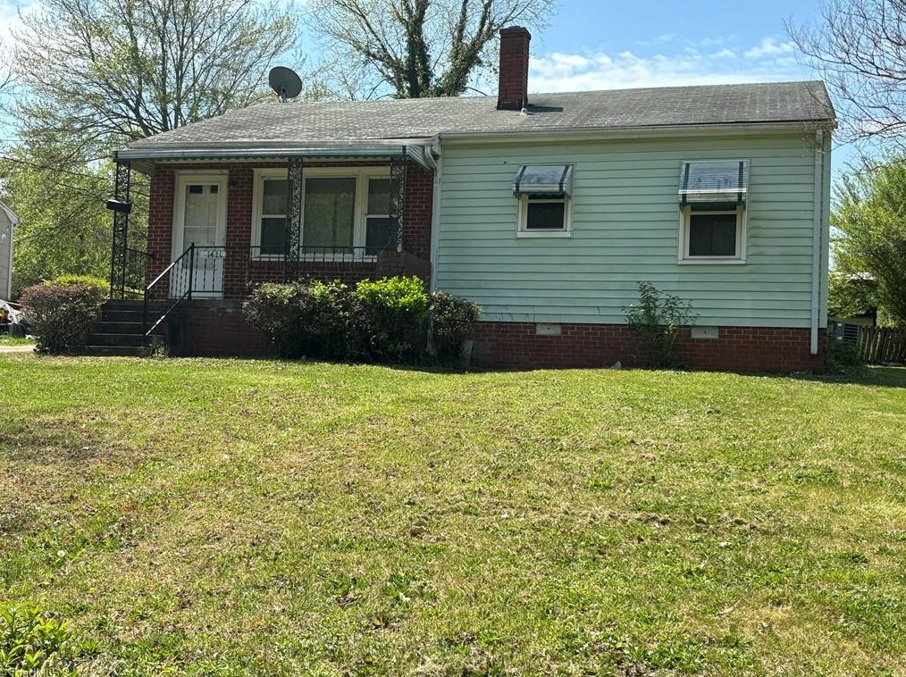 1411 Mcguinn Dr, High Point, NC 27262-3433