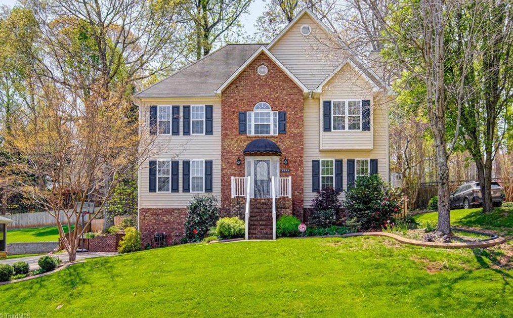 7755 Fording Bridge Rd, Kernersville, NC 27284-6343