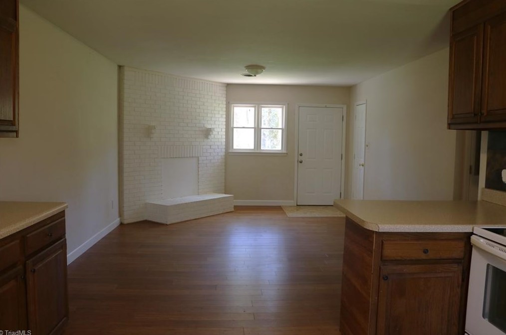 6327 Phillippi Rd, Julian, NC 27283-9125