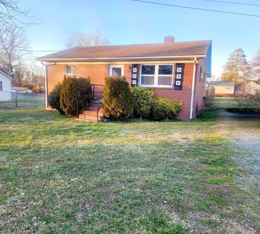 3764 Bolivar Ave, High Point, NC 27260-8420