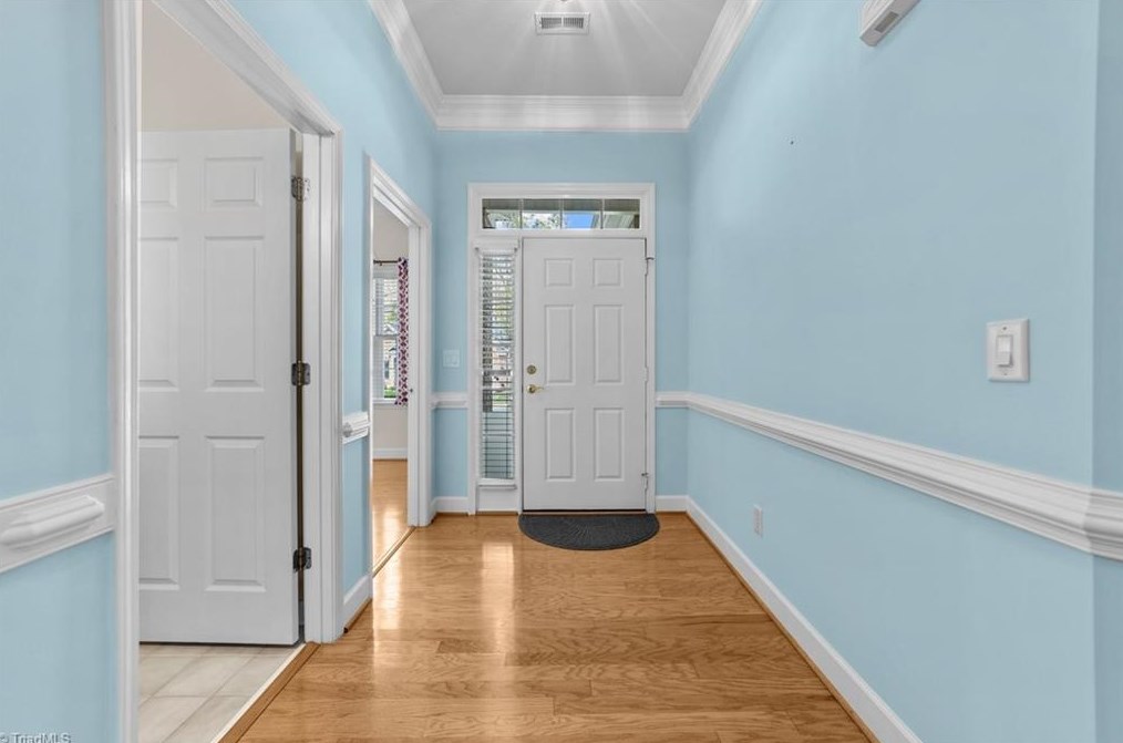 5103 Cobbler Ridge Ct, Greensboro NC  27455-3462 exterior