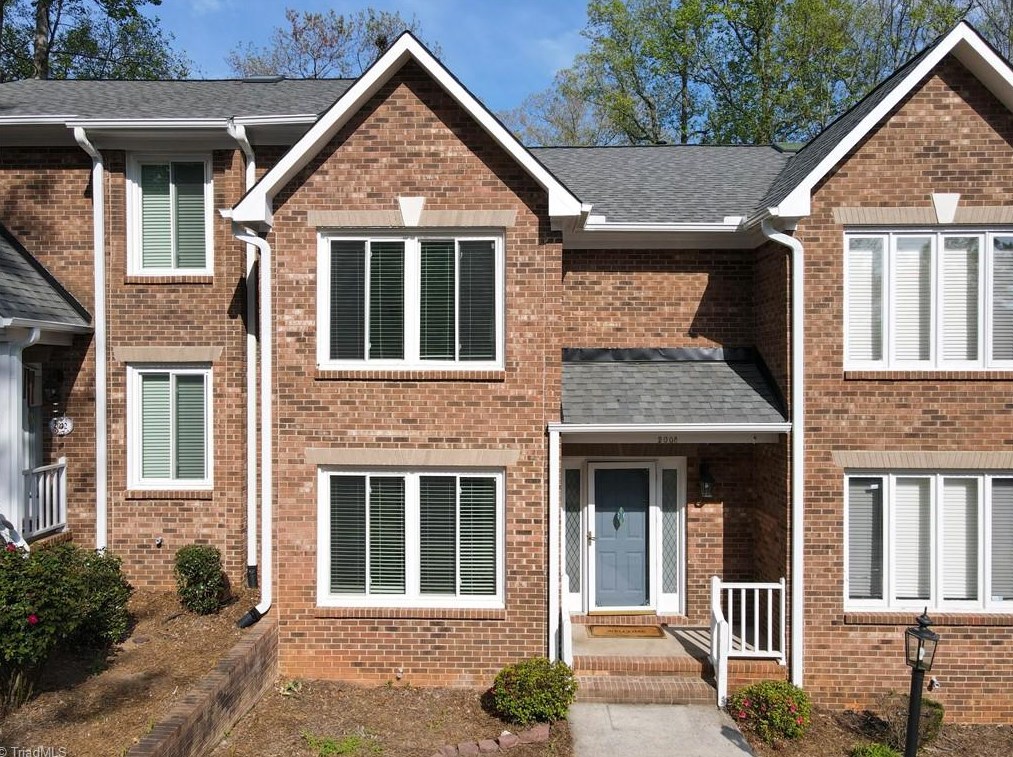 2008 Winding Ridge Ct, Winston Salem, NC 27127-5775