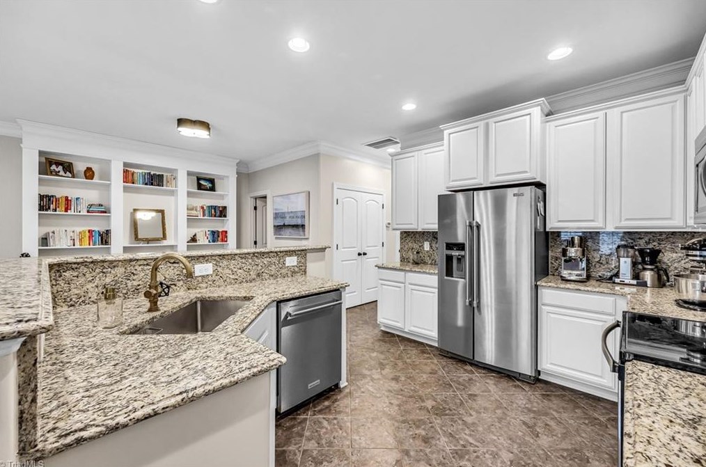 748 Carneros Cir, High Point NC  27265-9485 exterior