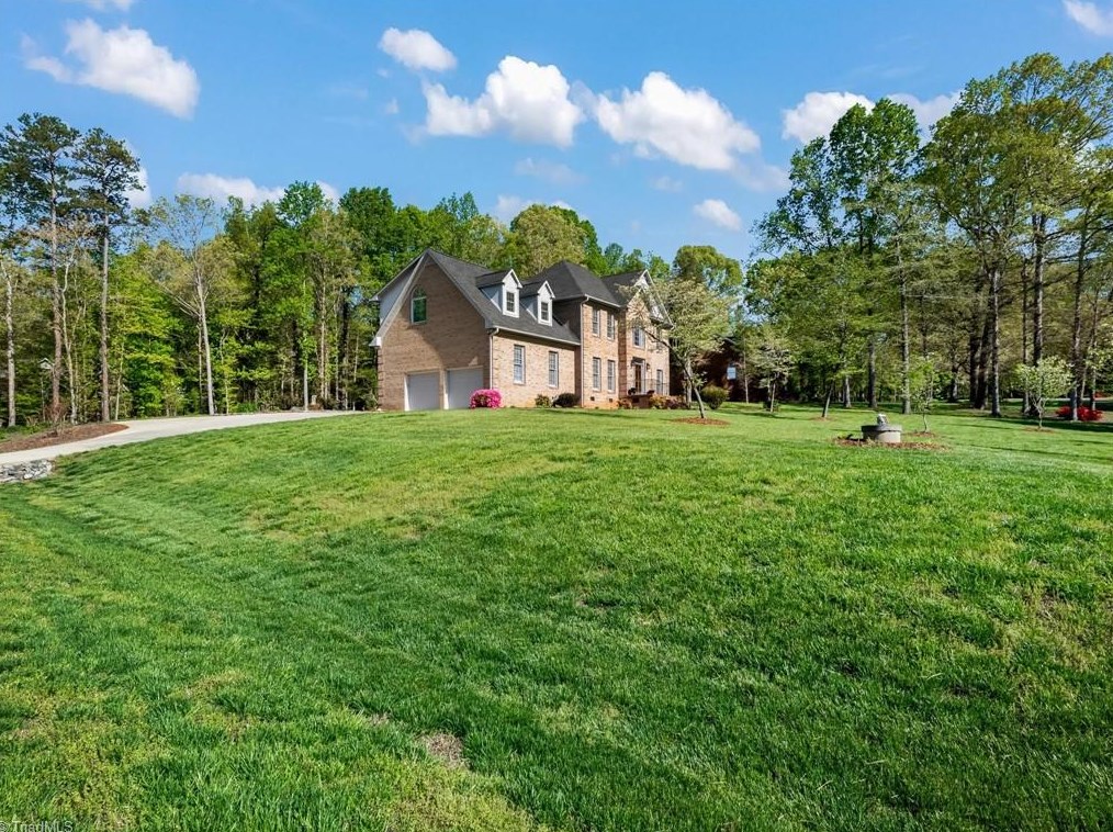 5704 Southstone Dr, Greensboro, NC 27406-8709