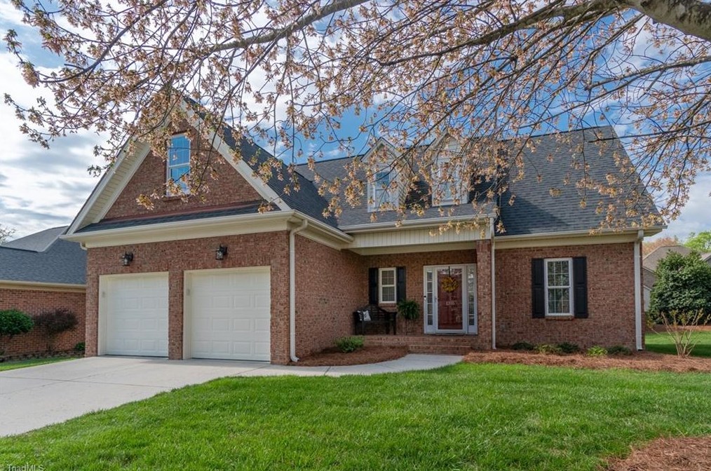 1316 Whitworth Ct, Kernersville, NC 27284-3692