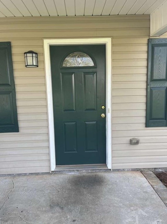 3610 Hege St, Winston Salem, NC 27127-4910