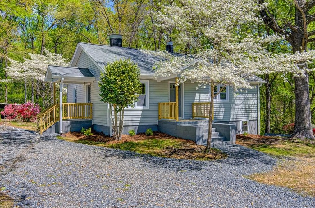 1703 Helen Rd, Greensboro, NC 27405