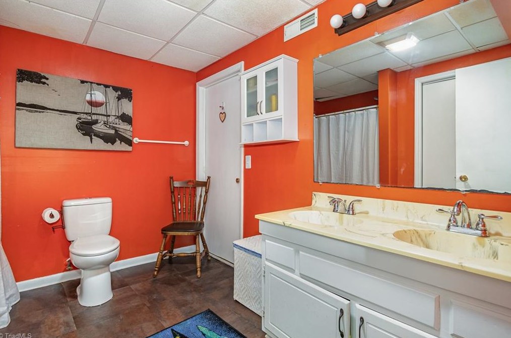 3019 Joan Ave, Greensboro NC  27455-1646 exterior