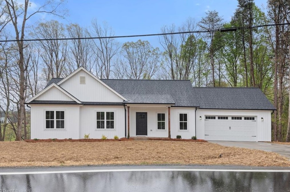 6825 Red Bank Rd, Germanton, NC 27019