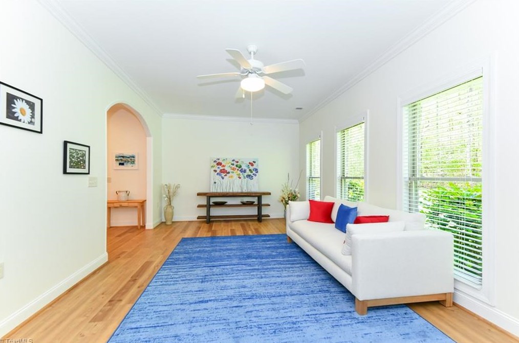 7 Annalisa Dr, Greensboro NC  27455-3317 exterior