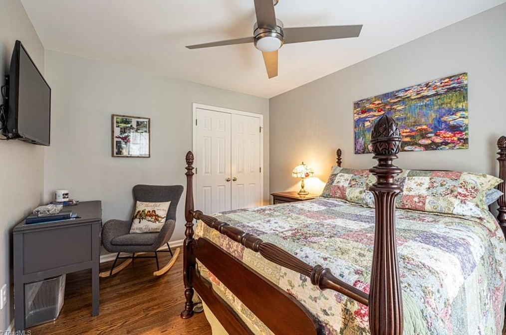 713 Huntington Dr, High Point NC  27262-4524 exterior