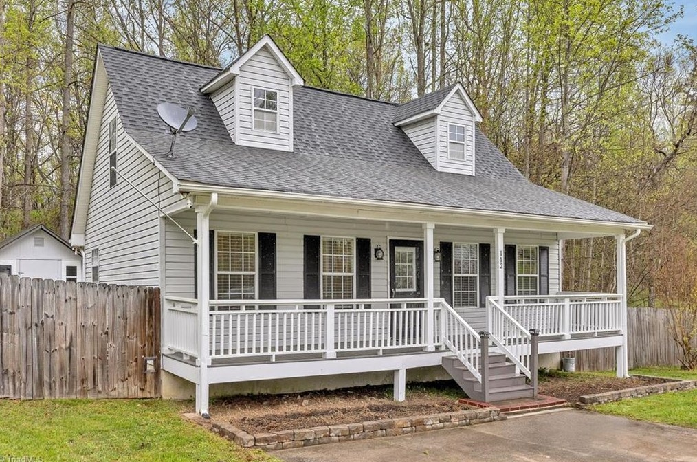 112 Birch Tree Ln, Thomasville, NC 27360