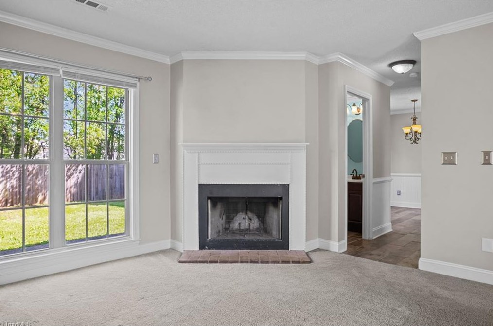 118 Cambridge Square Ln, Kernersville NC  27284-2312 exterior