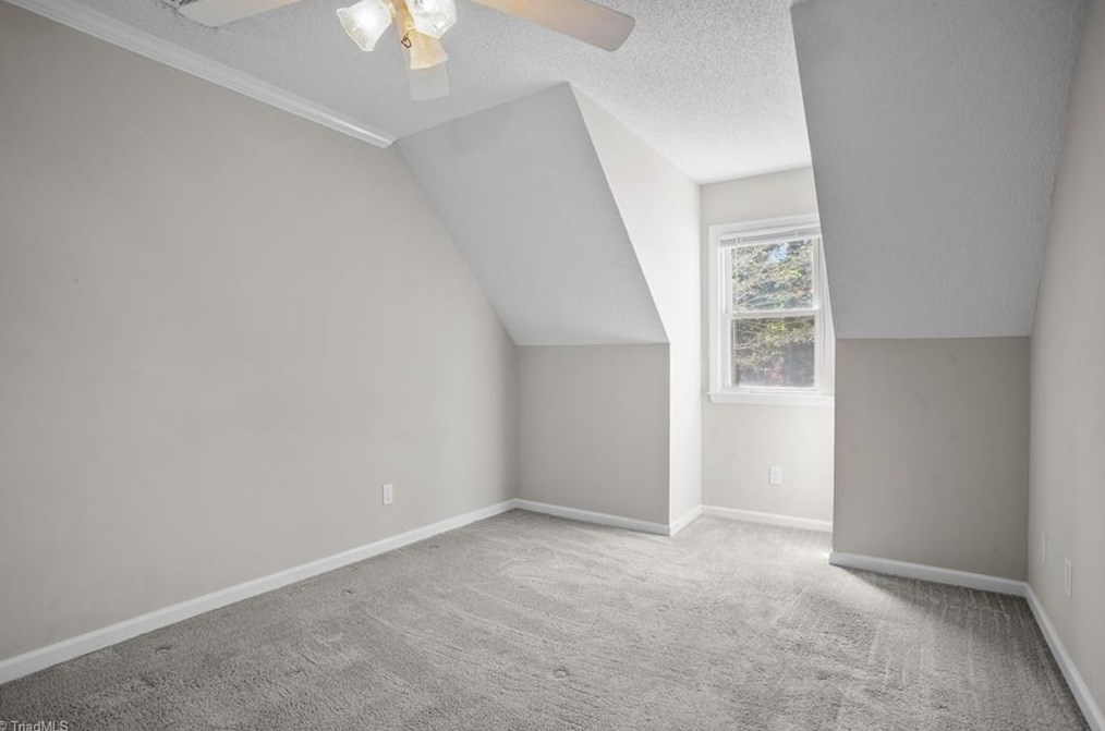 118 Cambridge Square Ln, Kernersville NC  27284-2312 exterior