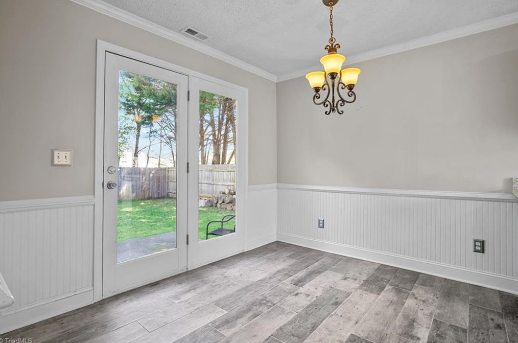 118 Cambridge Square Ln, Kernersville NC  27284-2312 exterior