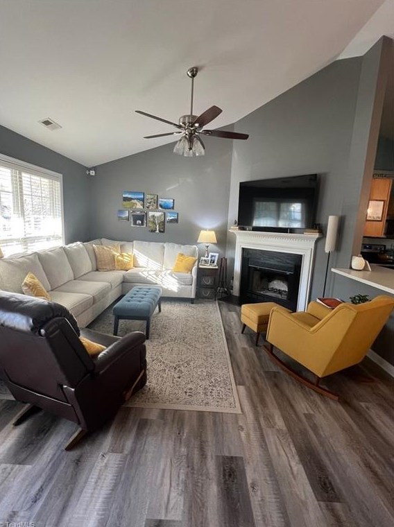 1720 Hargrove Dr, Mcleansville, NC 27301-9206