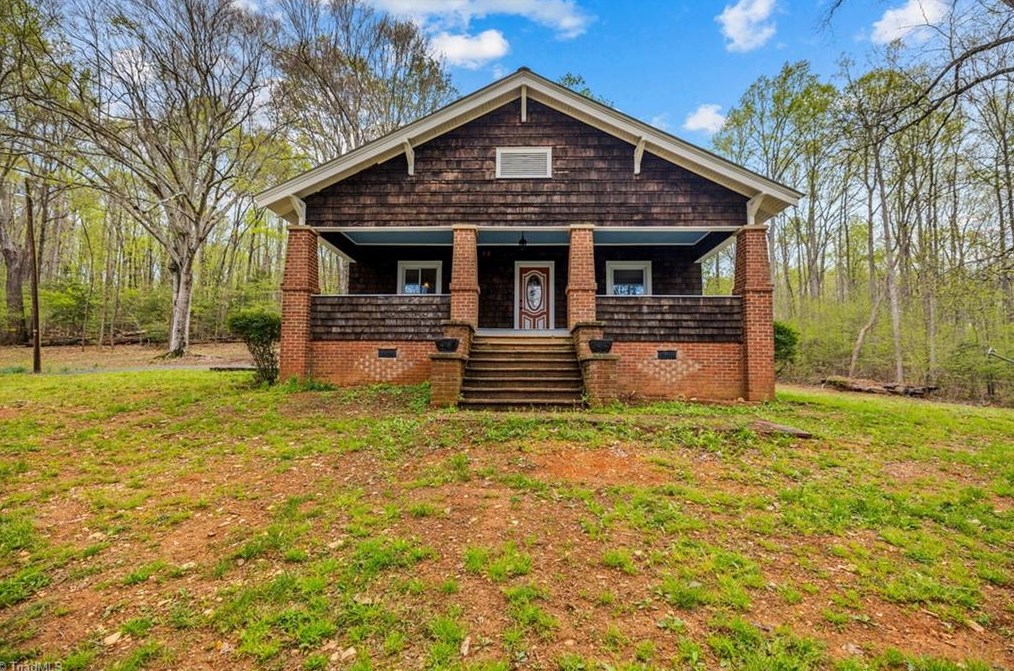 3609 Creekridge Country Rd, Randleman, NC 27317-9486