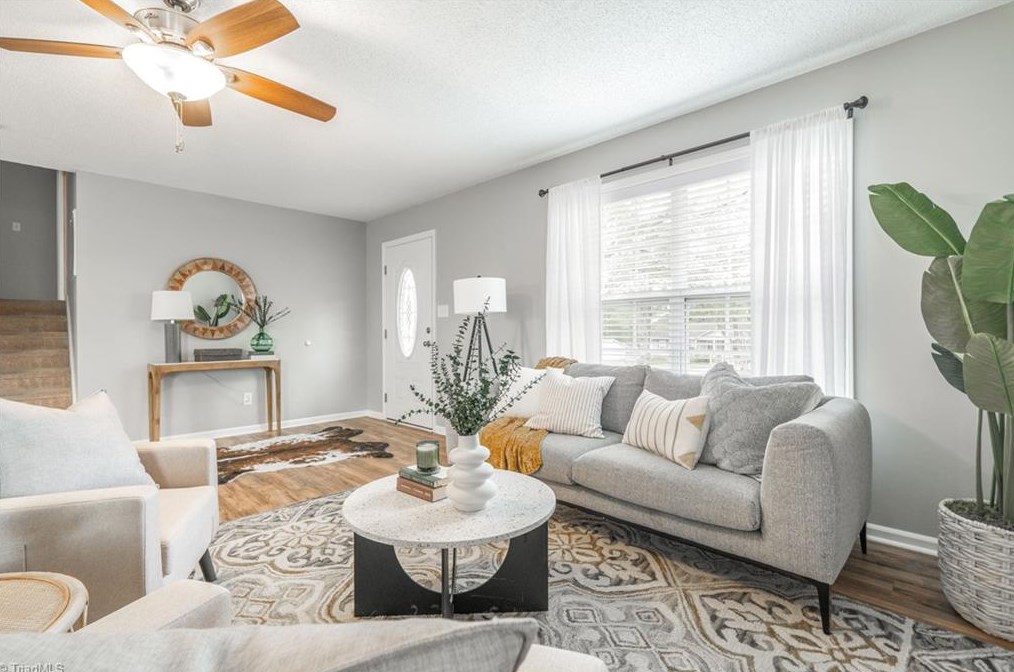166 Greenhaven Dr, Lexington, NC 27292