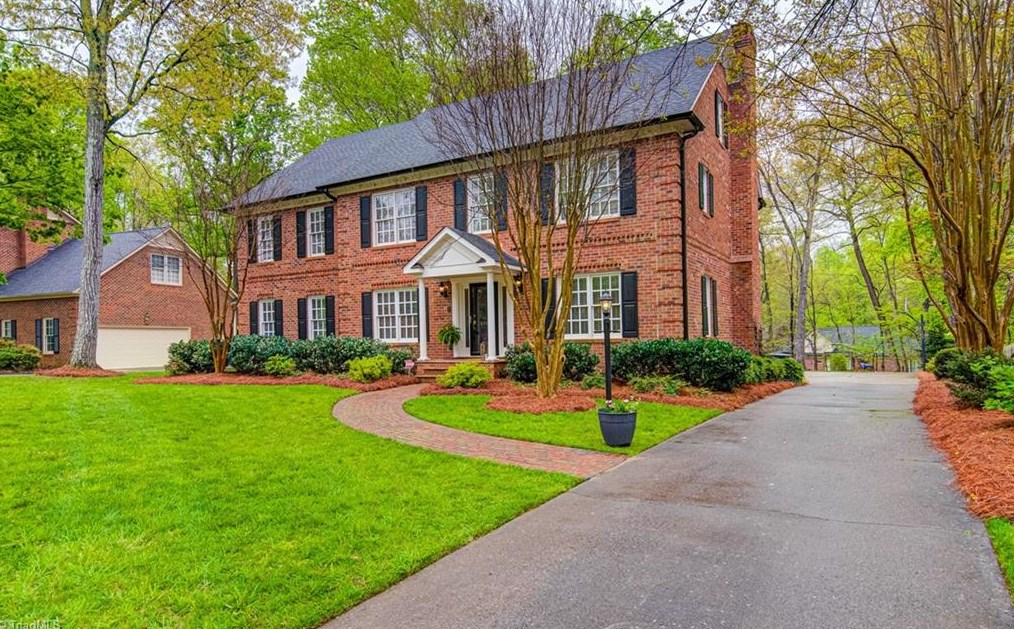 1805 Provence Dr, Greensboro, NC 27410