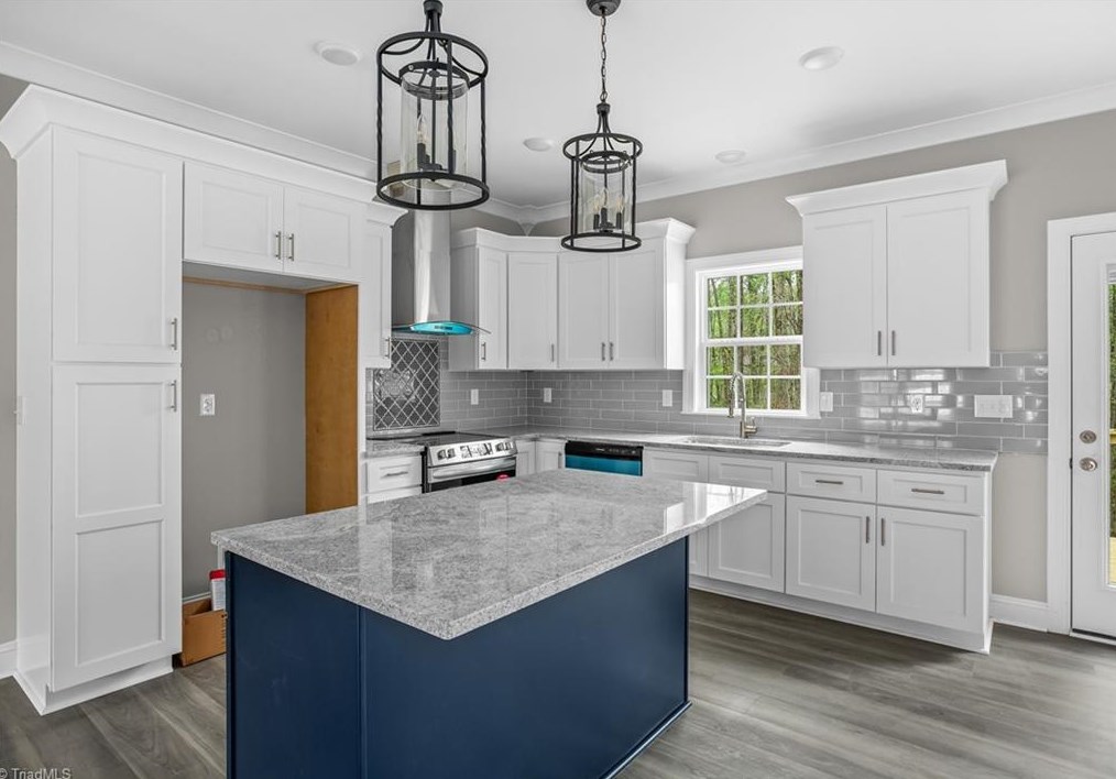 353 Baxter Rd, Winston Salem, NC 27107