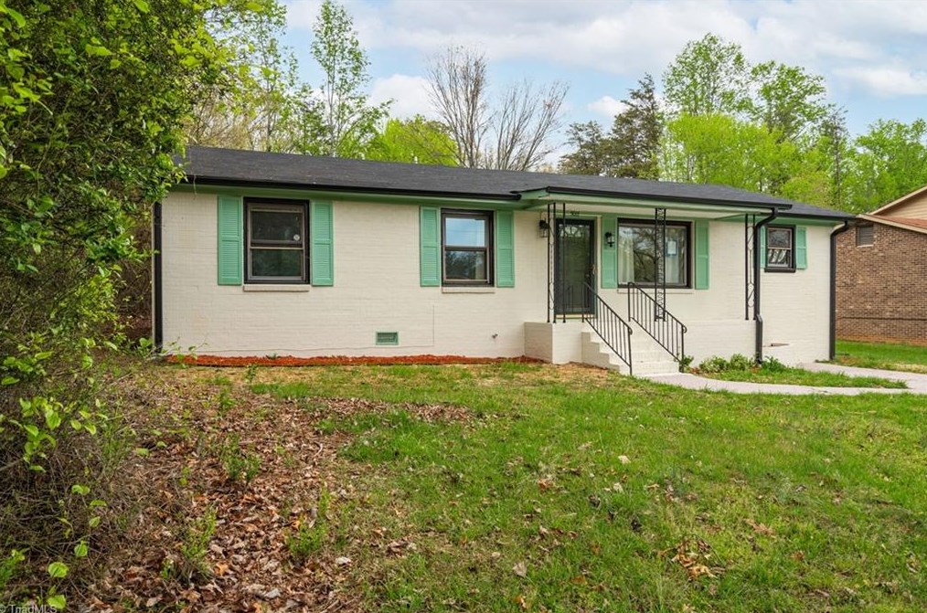 5013 Page St, Winston Salem, NC 27105-3137