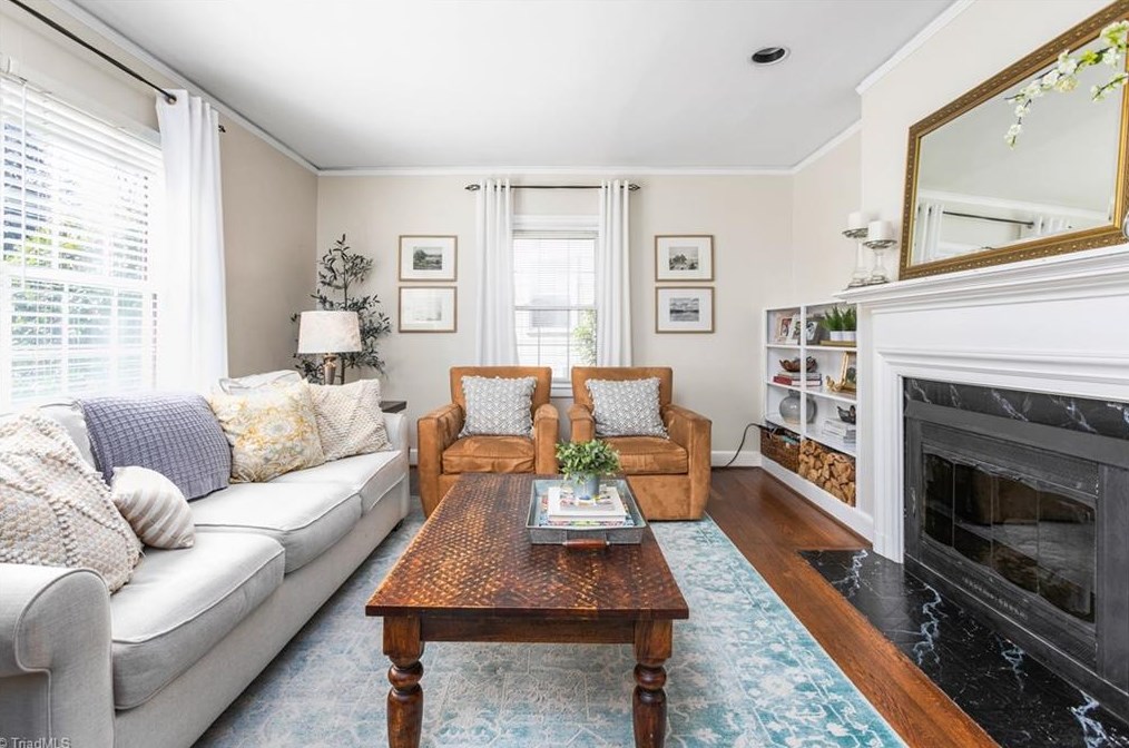 1704 Colonial Ave, Greensboro NC 27408-4205 exterior