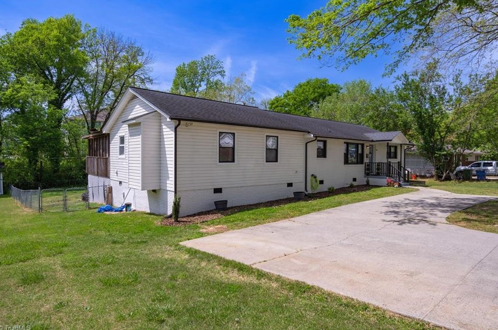717 Brookgreen Terrace, Graham, NC 27253