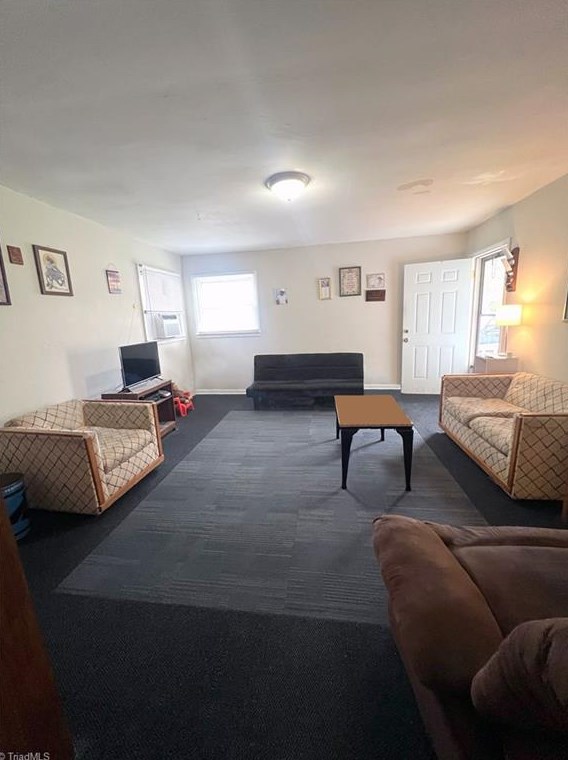 400-402 Lake Dr, High Point, NC 27263