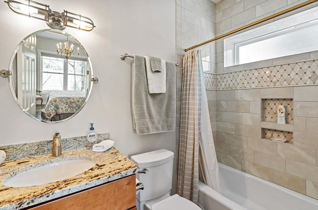 267 Devotion Farm Way, Thurmond NC 28683-8149 exterior