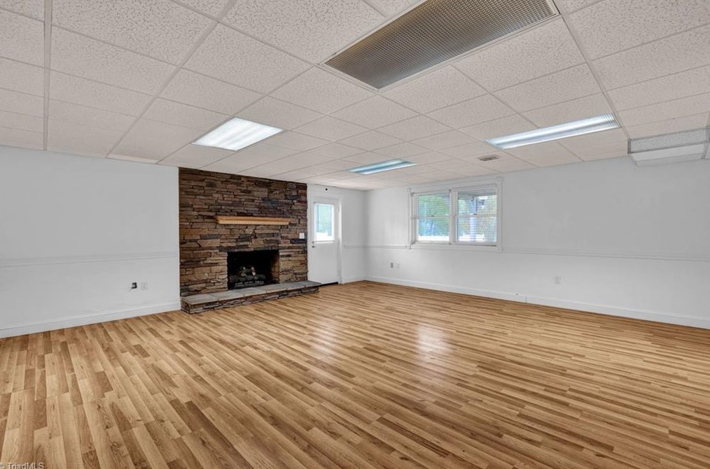 194 Old Farm Rd, Thomasville NC  27360-9423 exterior