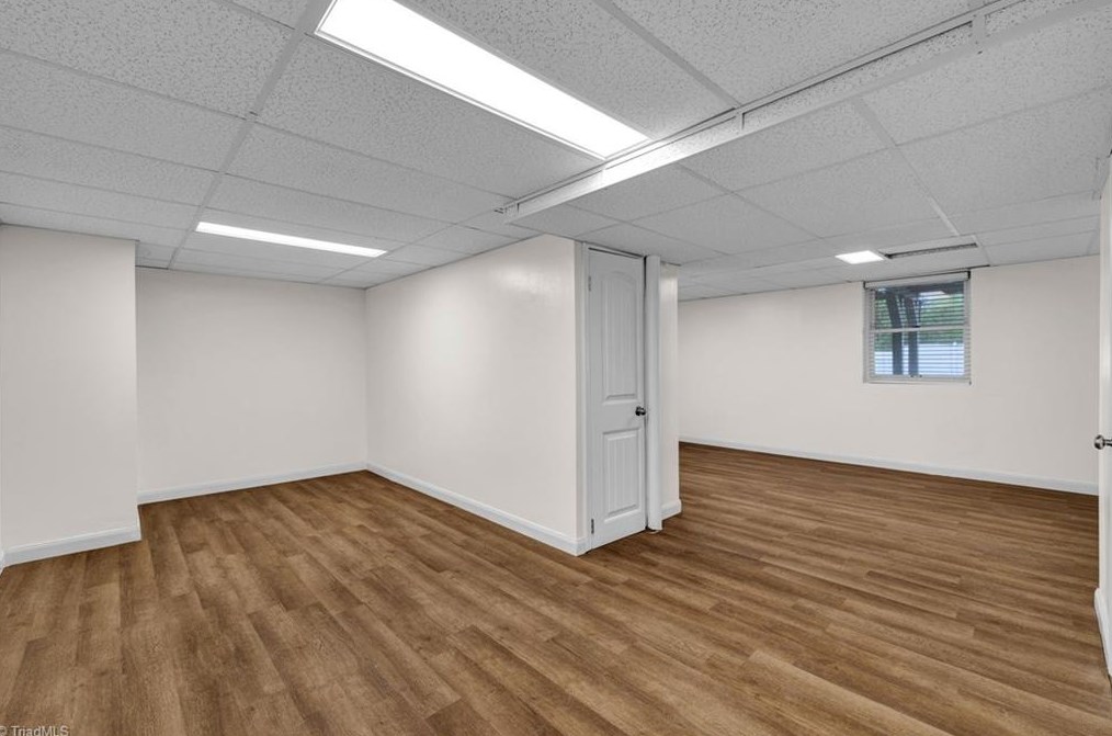 194 Old Farm Rd, Thomasville NC  27360-9423 exterior