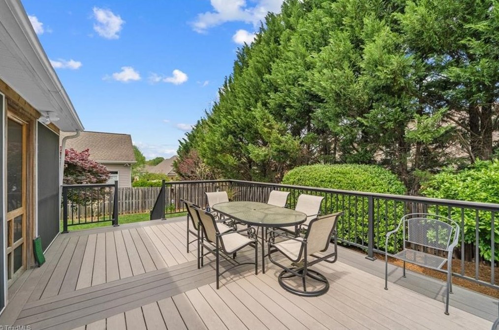 5810 Kacey Meadows Dr, Greensboro NC  27410-2534 exterior