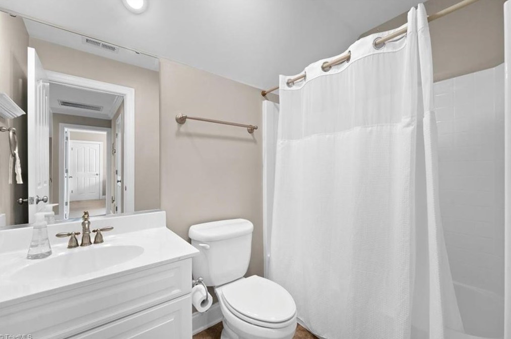 5810 Kacey Meadows Dr, Greensboro NC  27410-2534 exterior