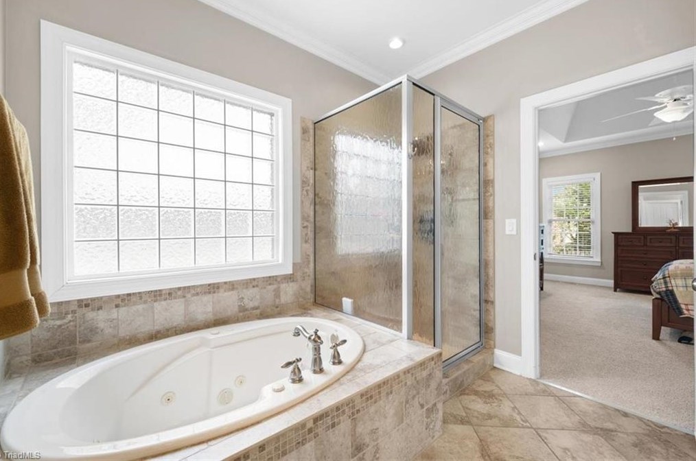 5810 Kacey Meadows Dr, Greensboro NC  27410-2534 exterior