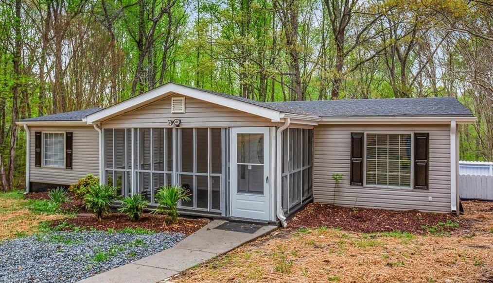 169 2nd Ct, Reidsville, NC 27320