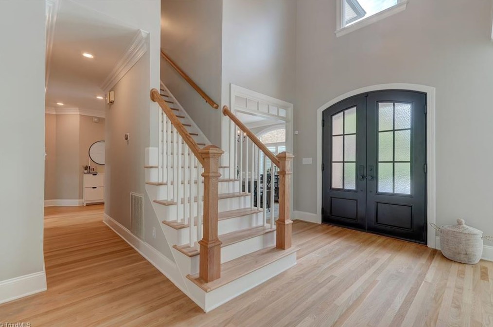 6 Foxglove Ln, Greensboro, NC 27455-1489