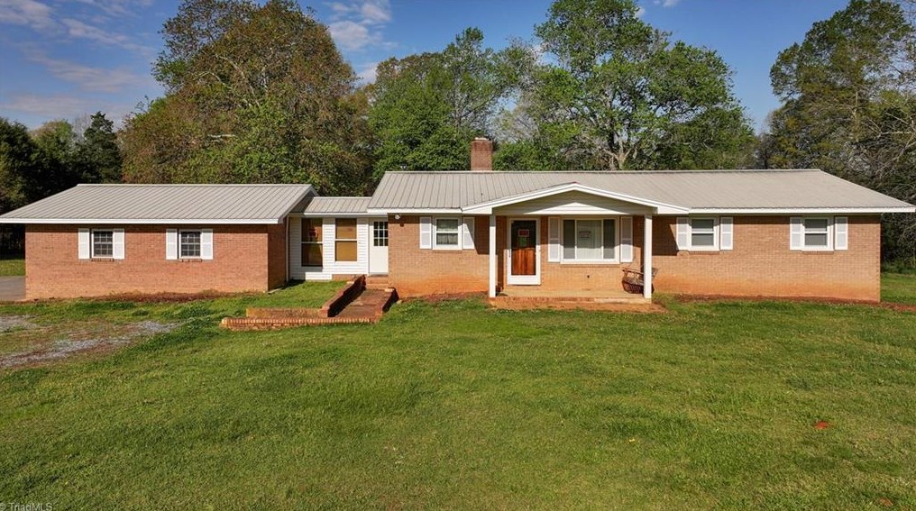 1917 Garner Rd, Healing Springs, NC 27239