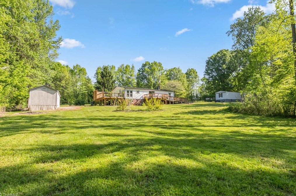 429 Riverview Ln, Lexington NC  27292-8853 exterior