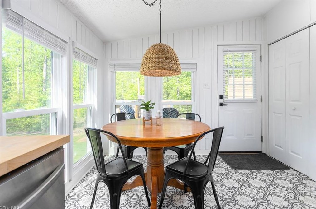 429 Riverview Ln, Lexington NC  27292-8853 exterior