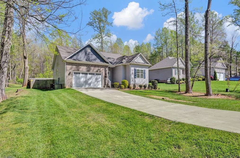 1768 Joshie Dr, Winston Salem, NC 27103-5926