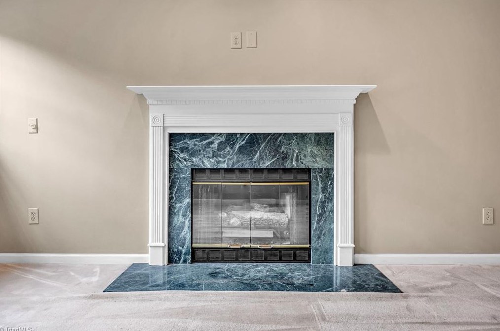 2534 White Fence Way, High Point NC  27265-9307 exterior