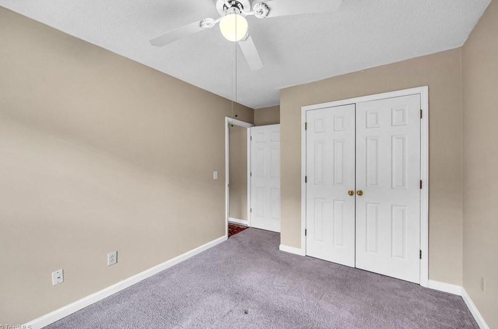 2534 White Fence Way, High Point NC  27265-9307 exterior