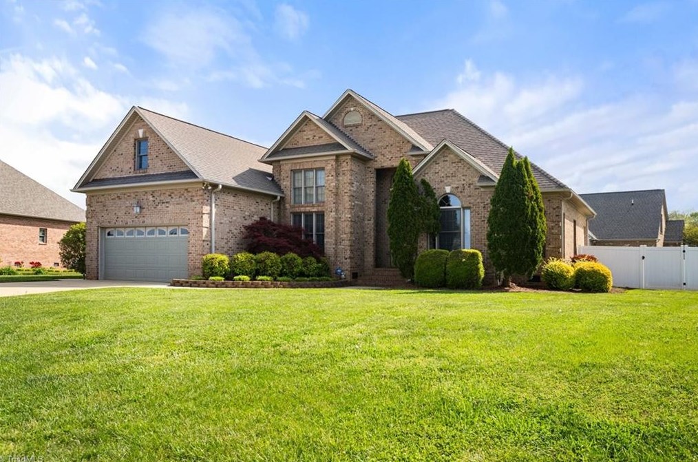 3424 Brookstone Dr, Burlington, NC 27215